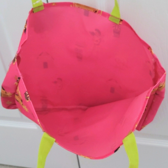 Hawaiian Tropical Island Themed Pattern Tote Bag - Picture 6 of 6